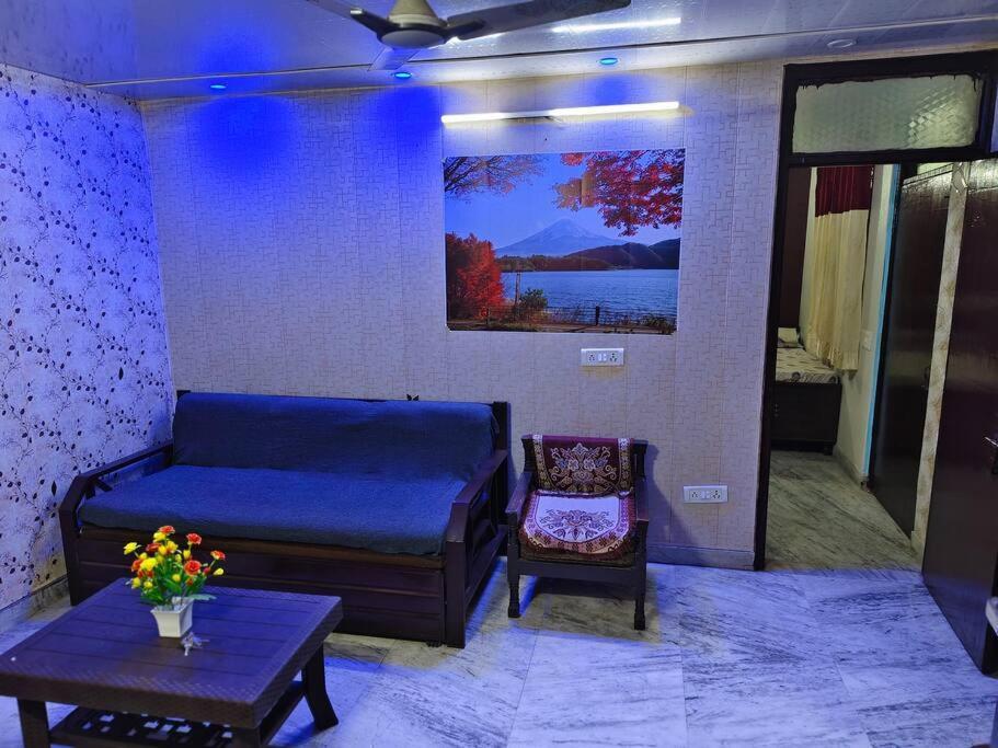 Peaceful Stay 1 Bhk Appartment New Delhi Exterior photo